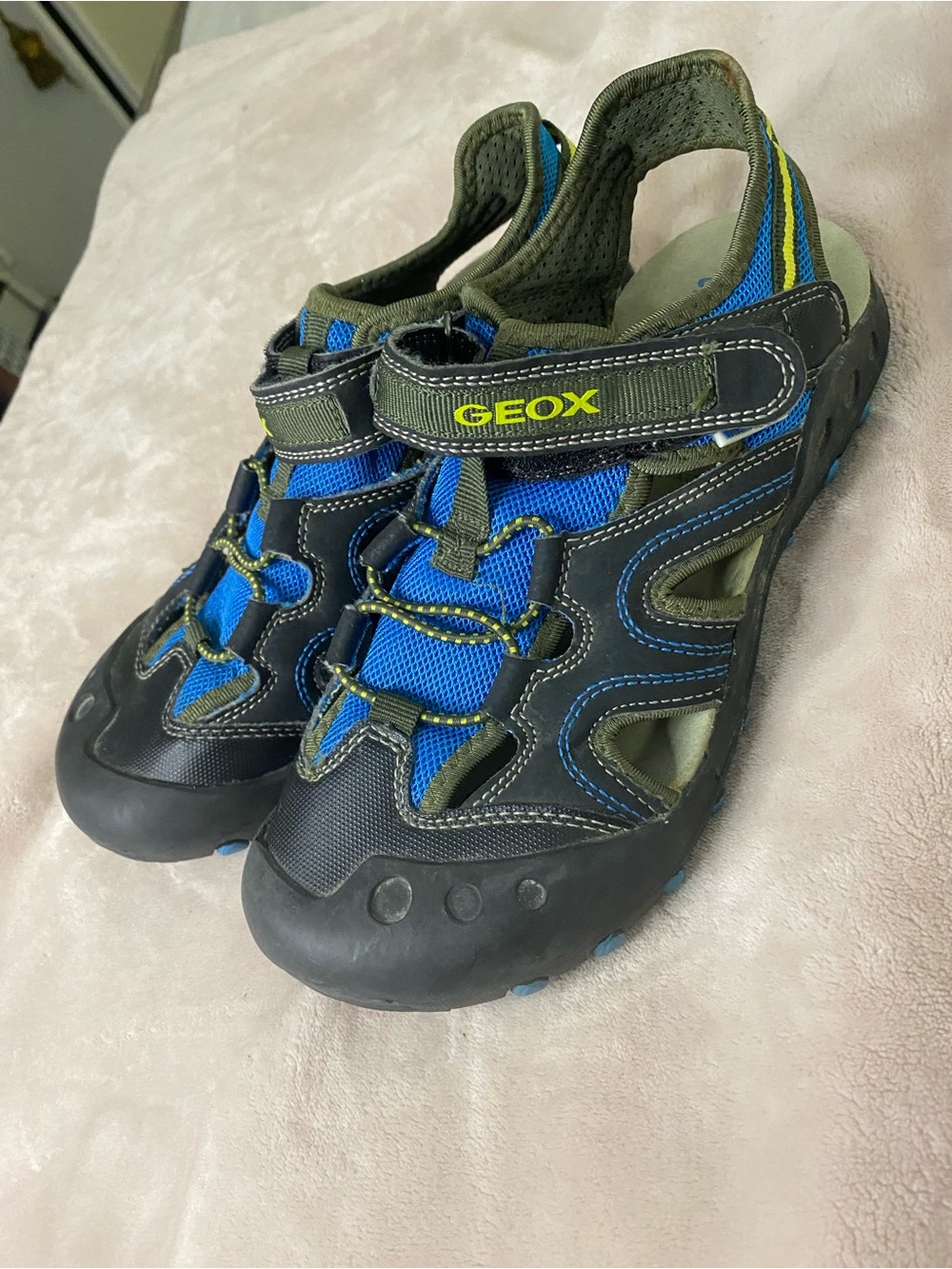 GEOX Kyle Sandal size youth 5.5